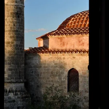 The Three Story Old Town House Casa vacanze Rhodes City